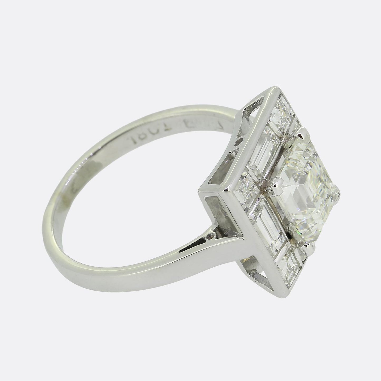 Art Deco 3.00 Carat Diamond Cluster Ring