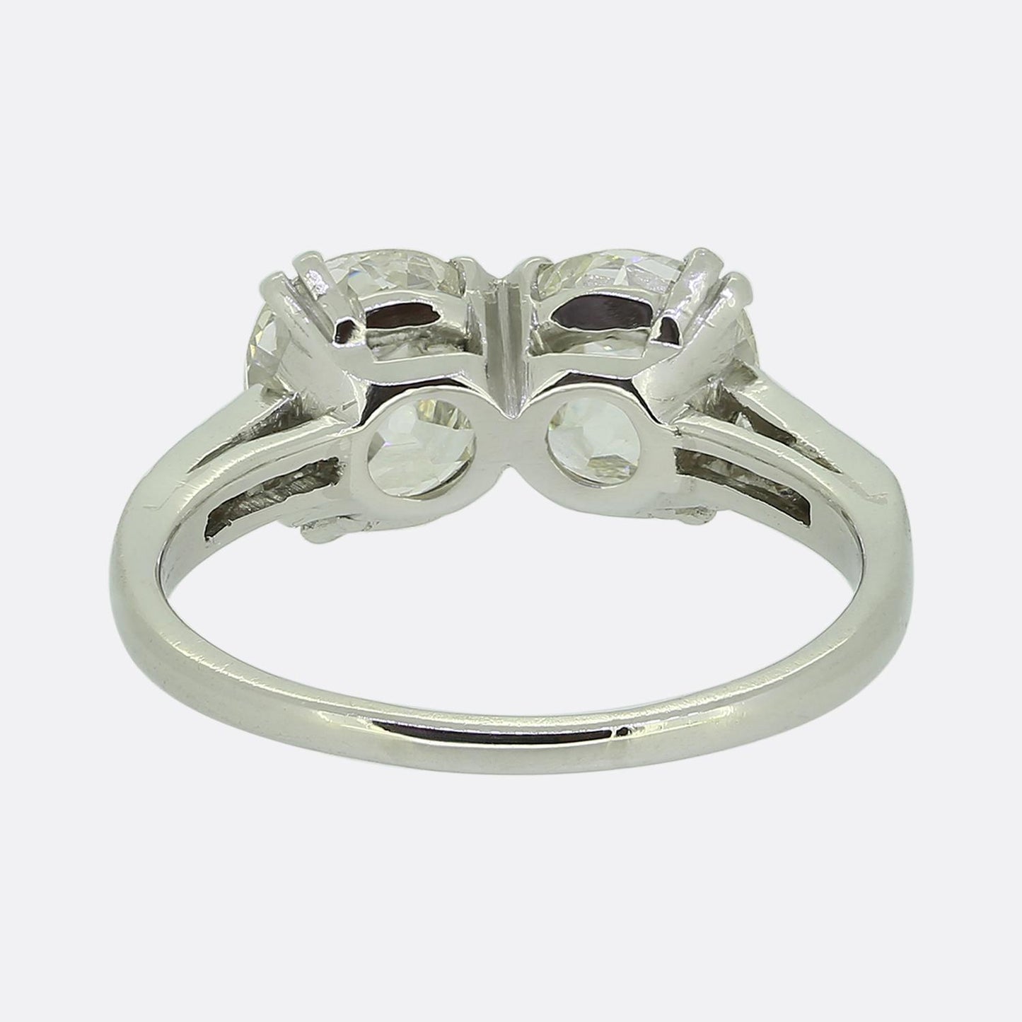 Edwardian 2.95 Carat Old Cut Diamond Two-Stone Ring