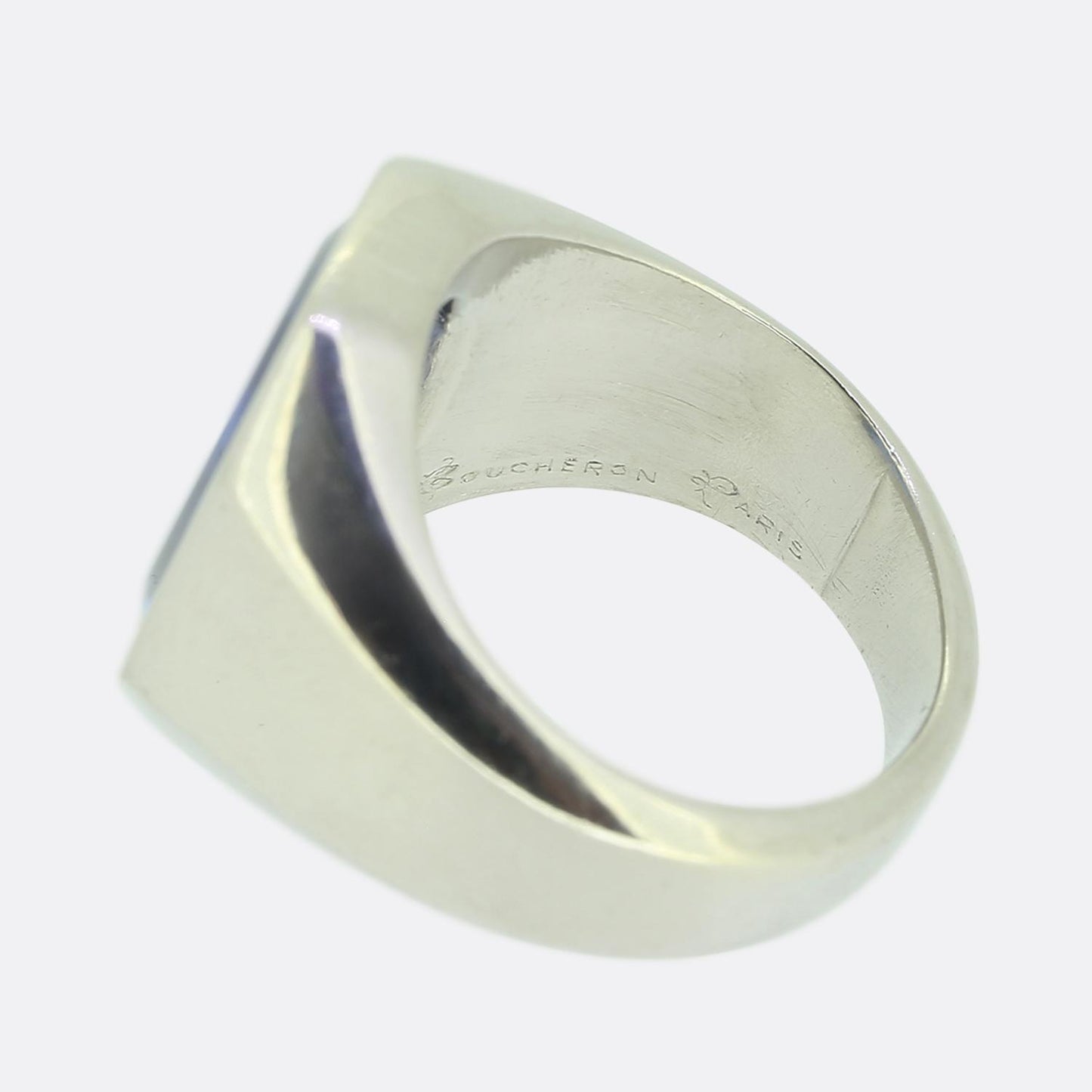 Boucheron Sapphire Intaglio Signet Ring