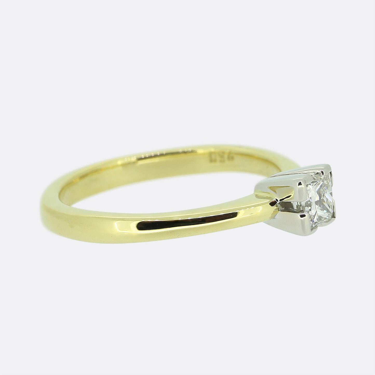 0.30 Princess Cut Diamond Solitaire Ring