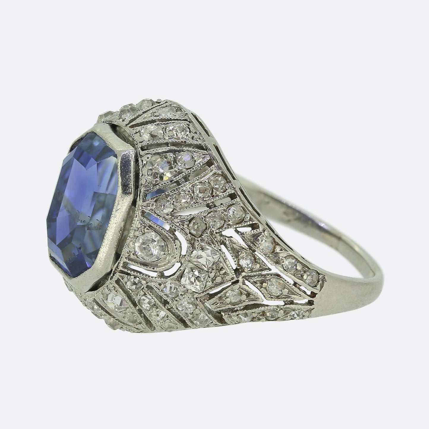 Art Deco Sapphire and Diamond Filigree Ring