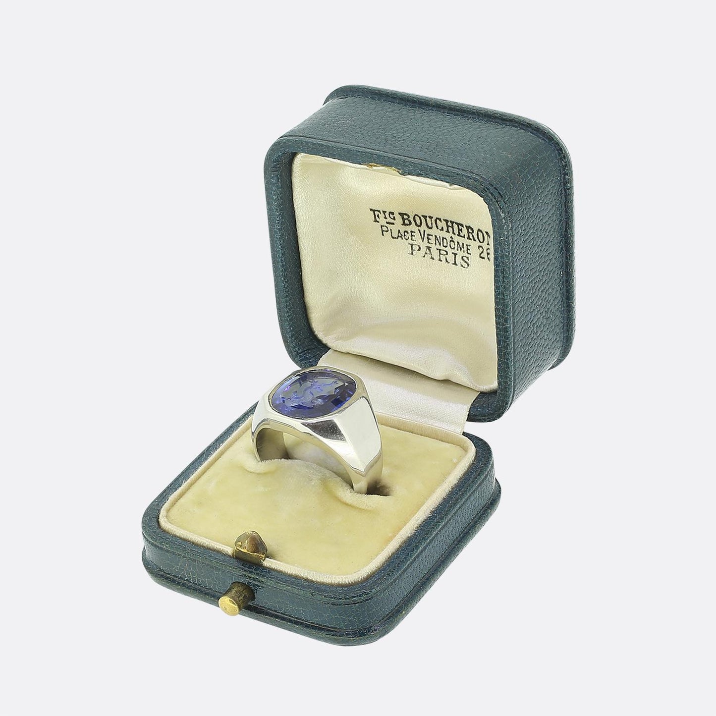 Boucheron Sapphire Intaglio Signet Ring
