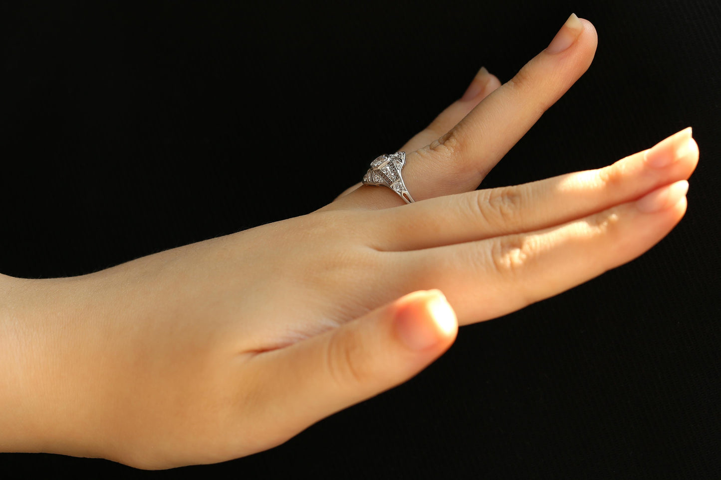 Art Deco Diamond Filigree Ring