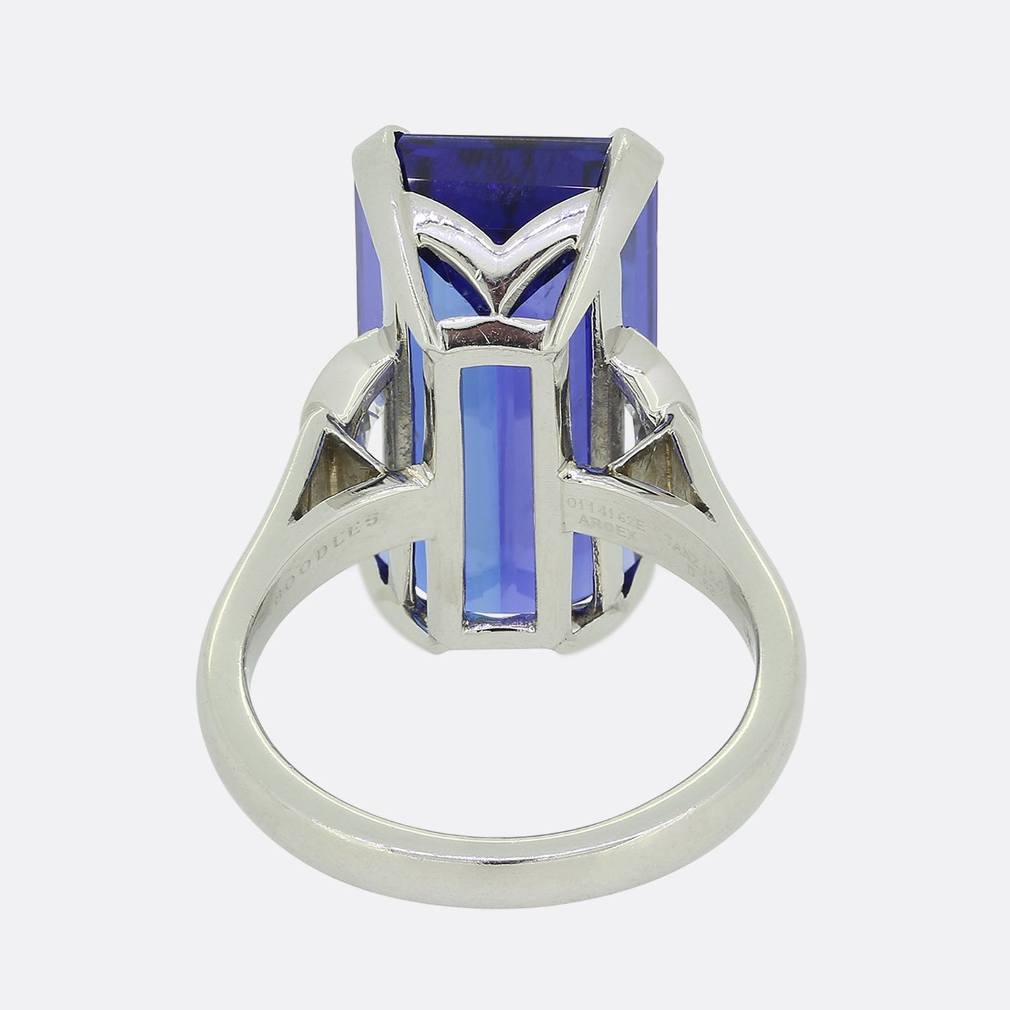 Boodles 15.02 Carat Tanzanite and Diamond Ring