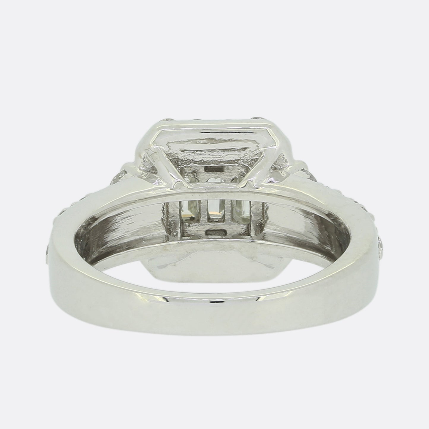 Contemporary 1.70 Carat Diamond Ring