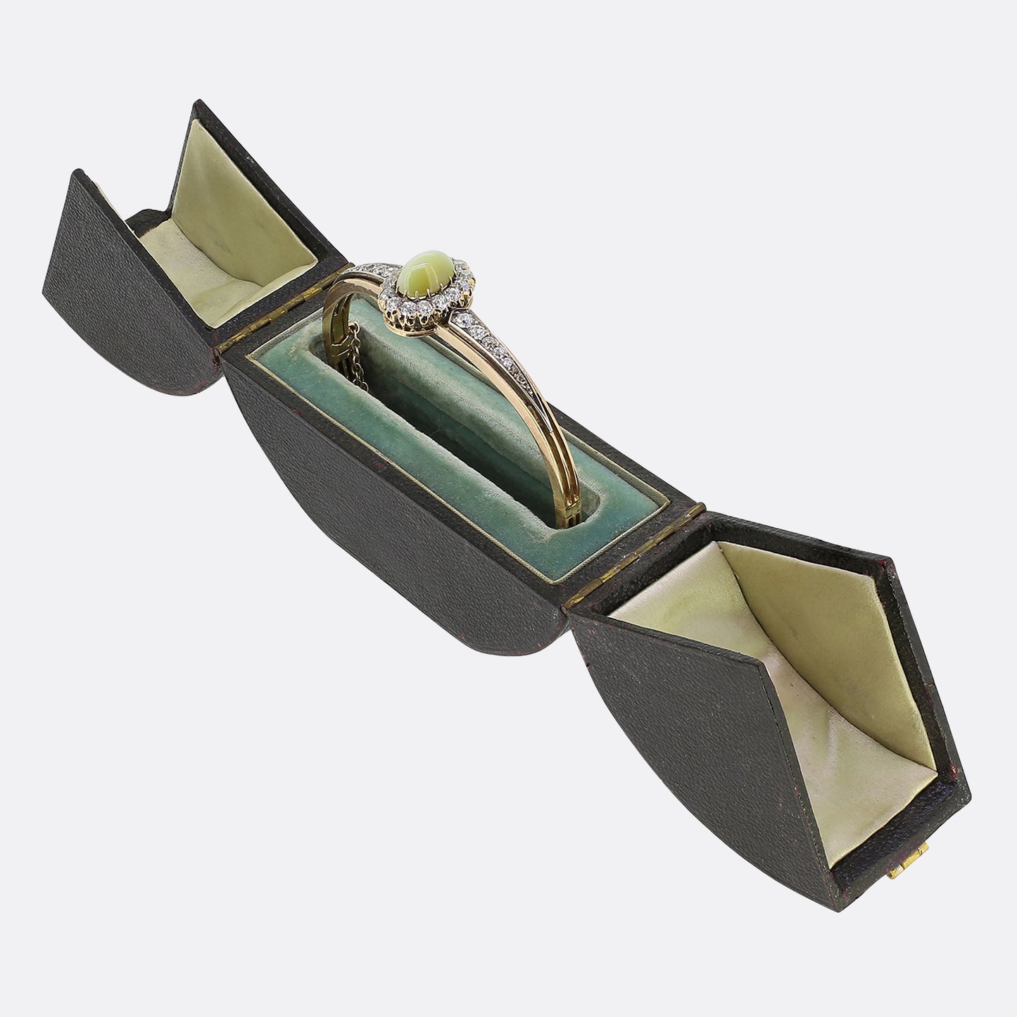 Victorian Cats Eye Chrysoberyl and Old Cut Diamond Bangle