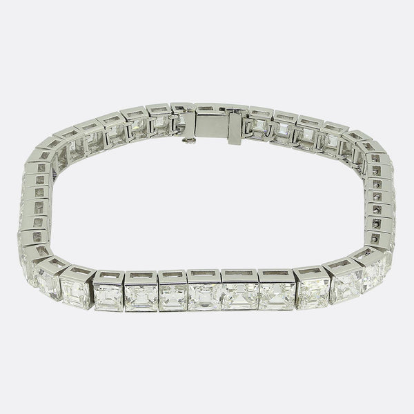 21.00 Carat Carré Cut Diamond Line Bracelet