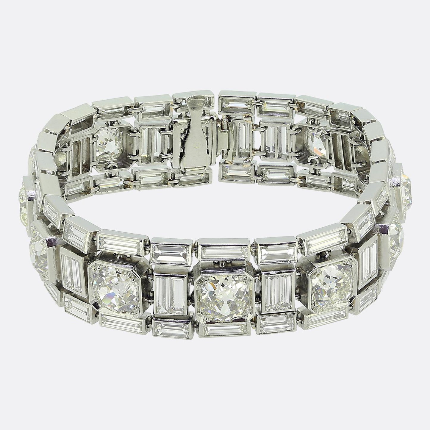 Art Deco 32.00 Carat Diamond Bracelet