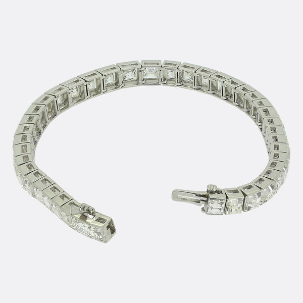 21.00 Carat Carré Cut Diamond Line Bracelet