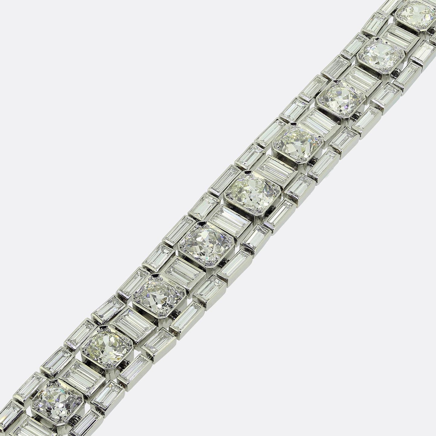 Art Deco 32.00 Carat Diamond Bracelet