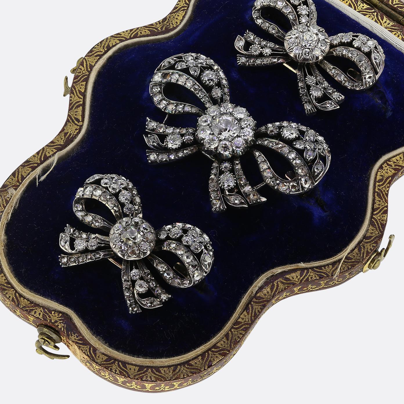 Aucoc Antique Diamond Bow Brooch Set