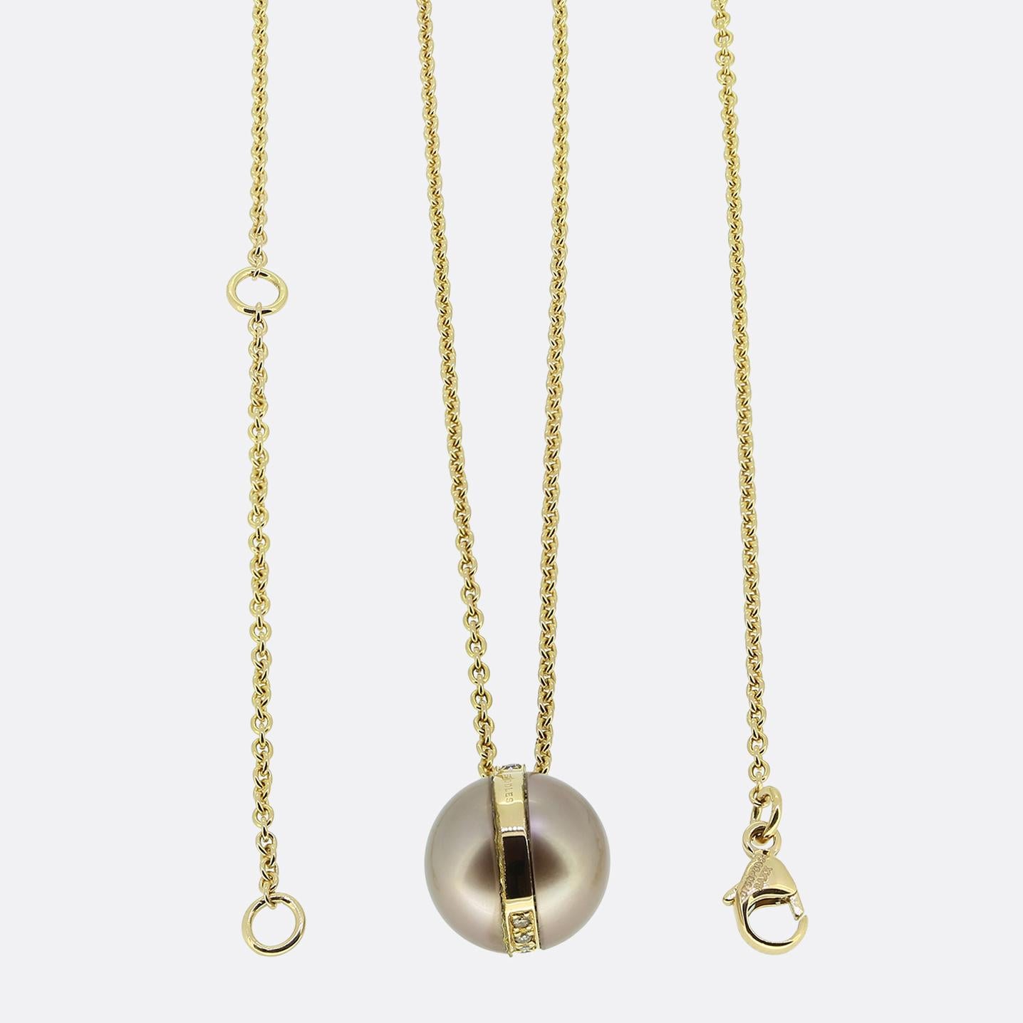 Boodles Pearl and Diamond Pendant Necklace