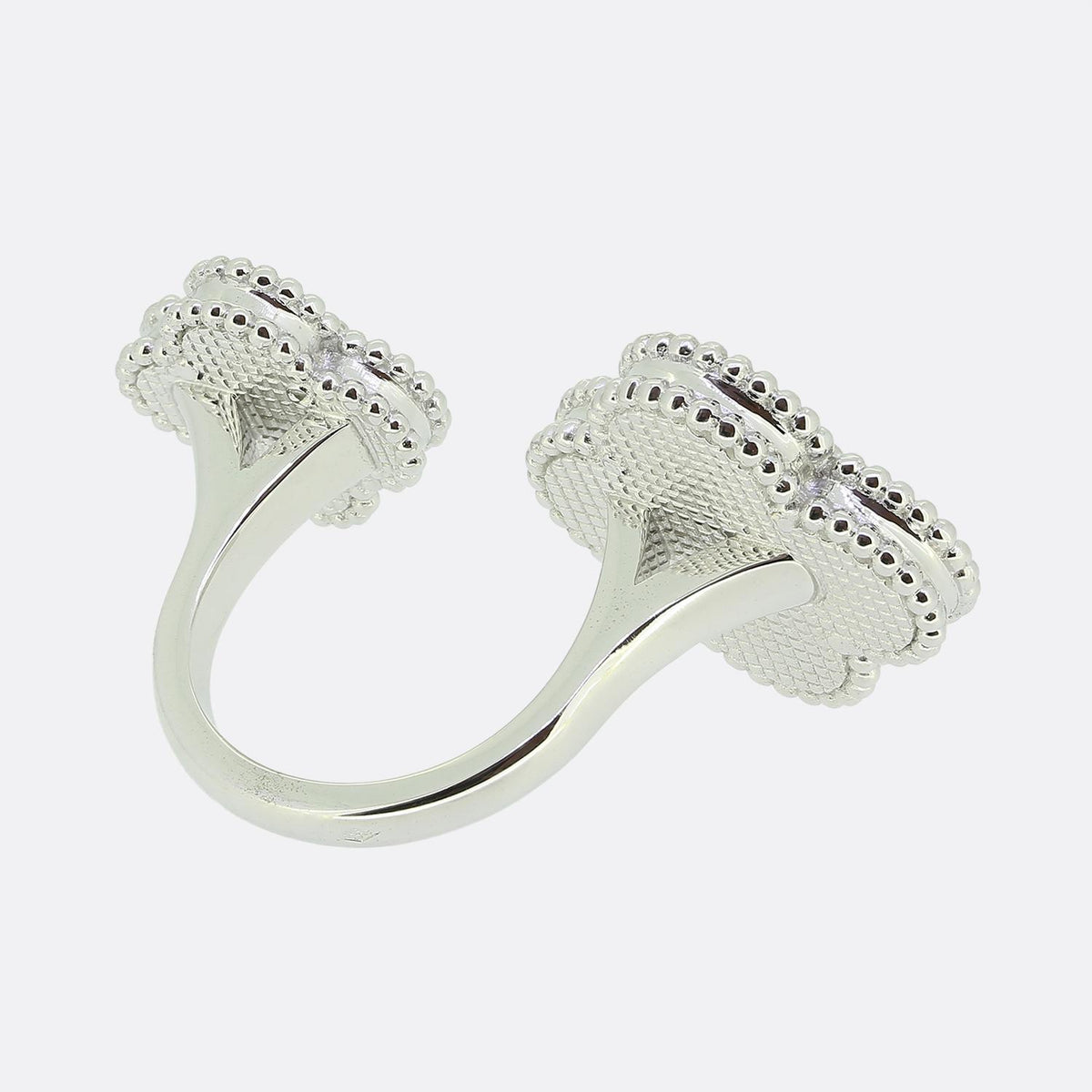 Van Cleef & Arpels Magic Alhambra Mother of Pearl Between the Finger Ring