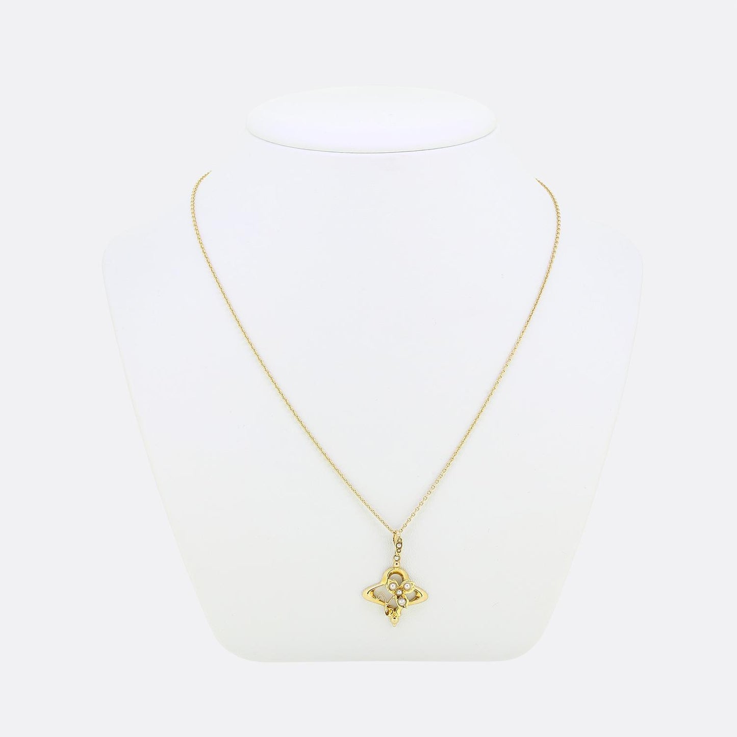 Victorian Pearl Pendant Necklace