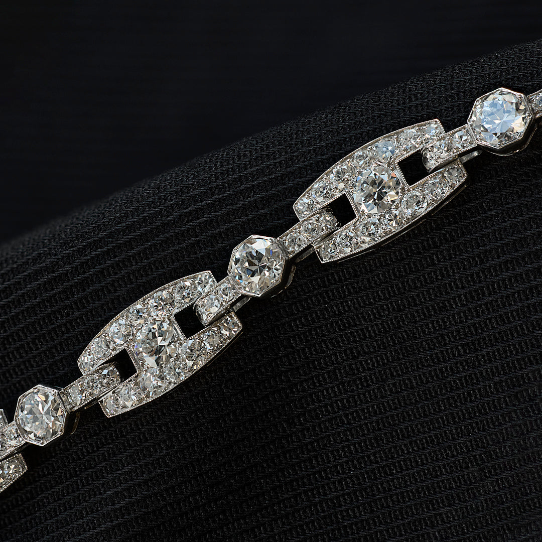 Chaumet Art Deco 9.50 Carat Diamond Bracelet