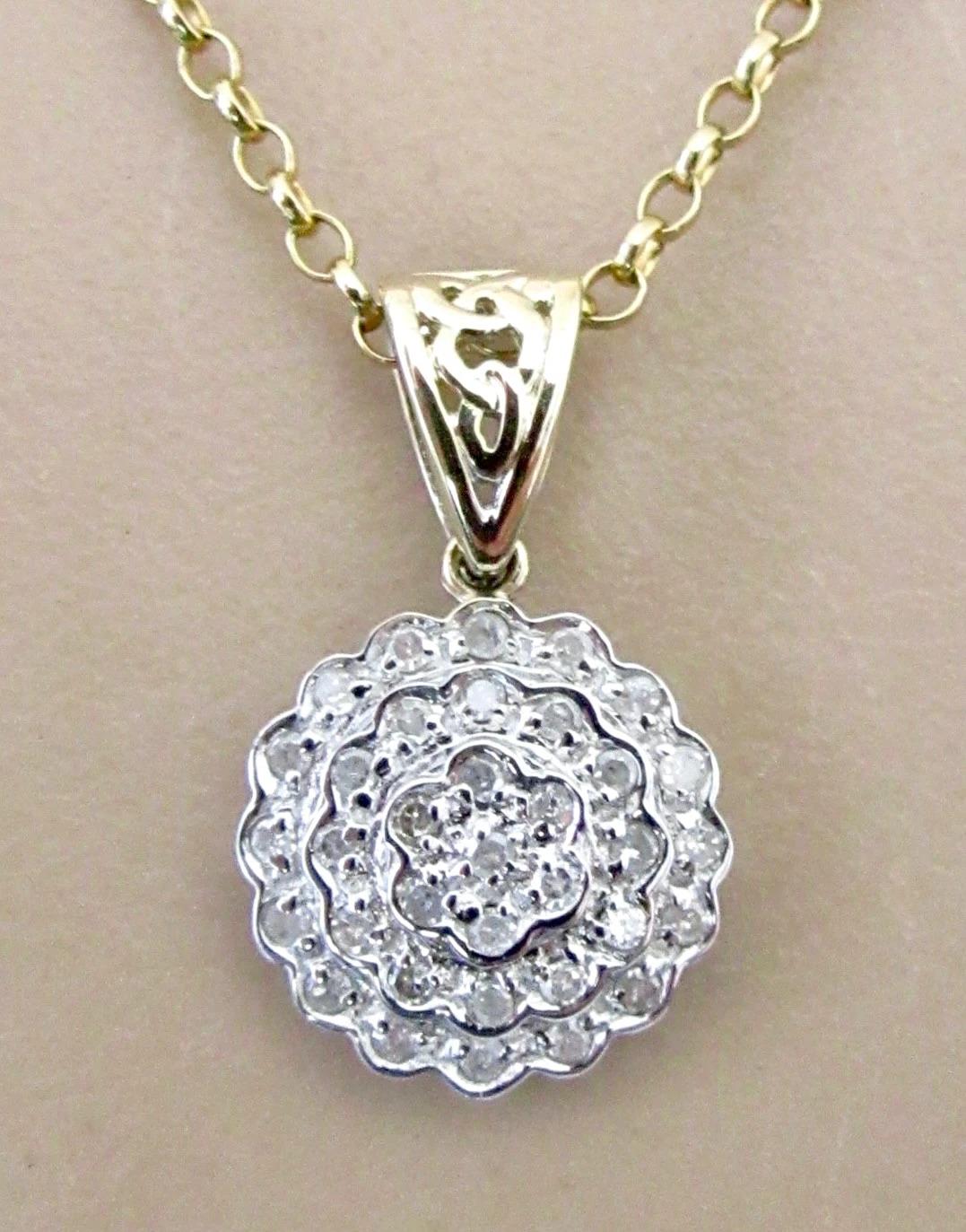 *Reserved for Lynn* Diamond Round Cluster Pendant & 9ct Chain