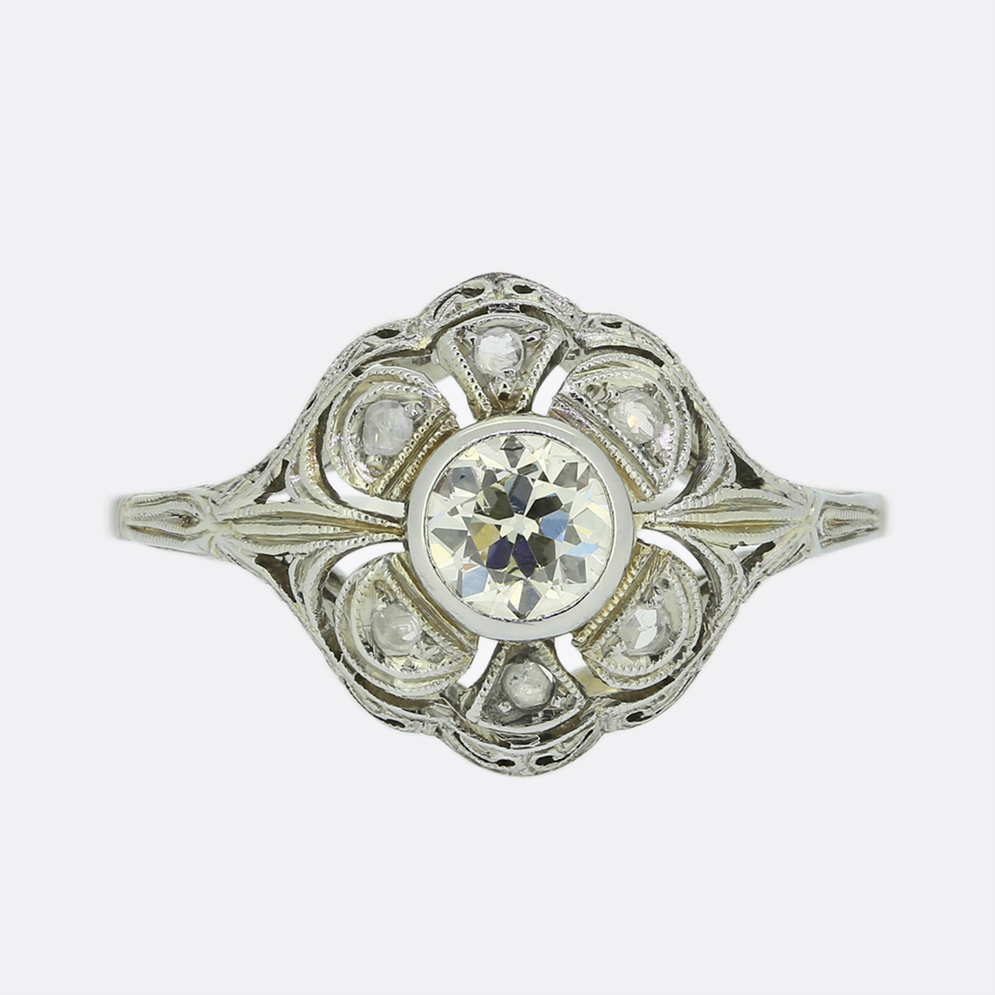 Art Deco Diamond Filigree Ring