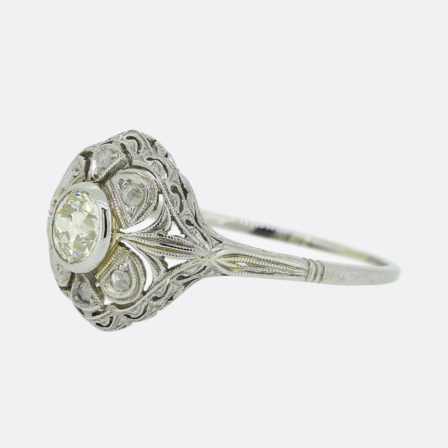 Art Deco Diamond Filigree Ring