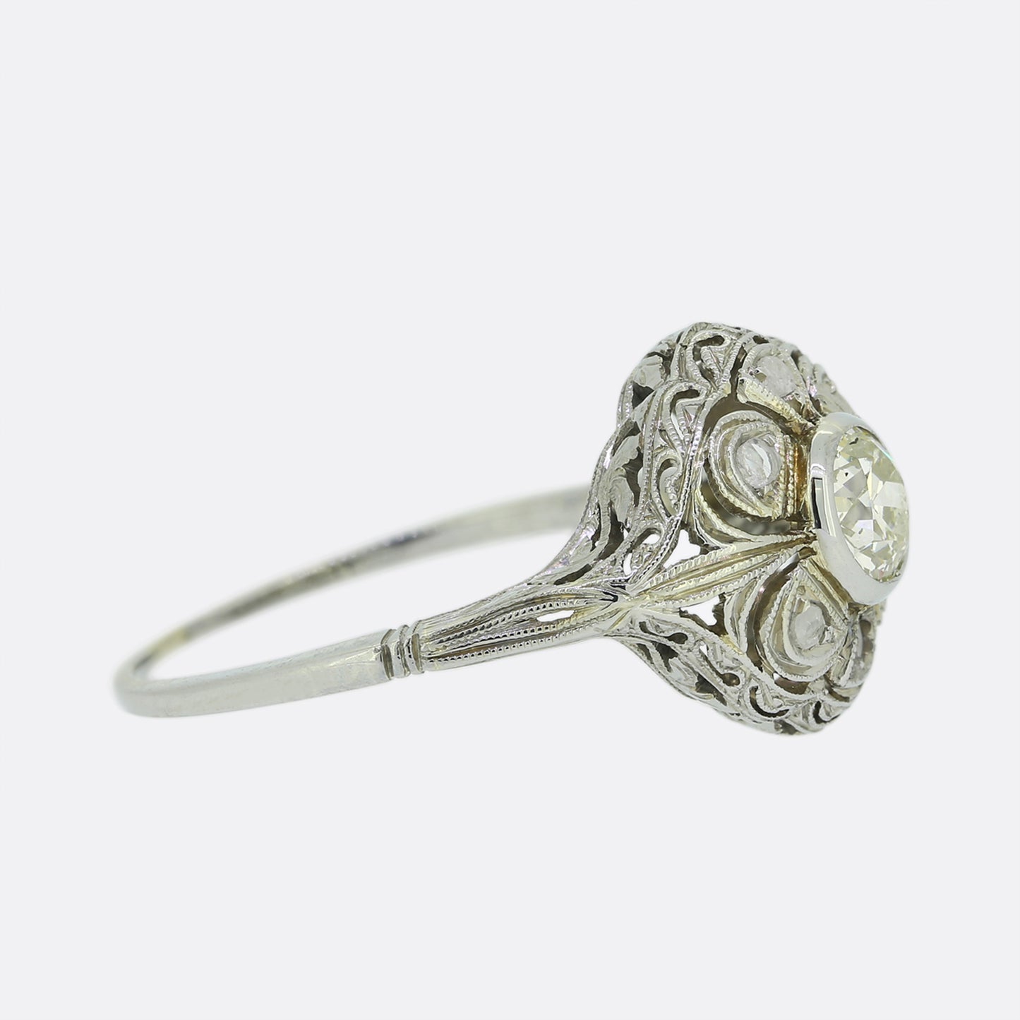 Art Deco Diamond Filigree Ring