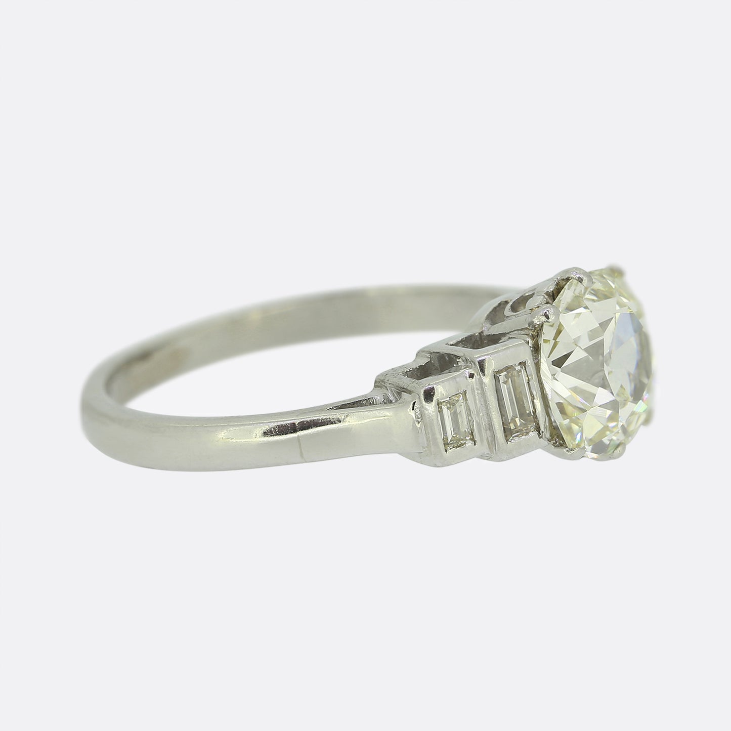 Art Deco 1.70 Carat Old Cushion Cut Diamond Ring