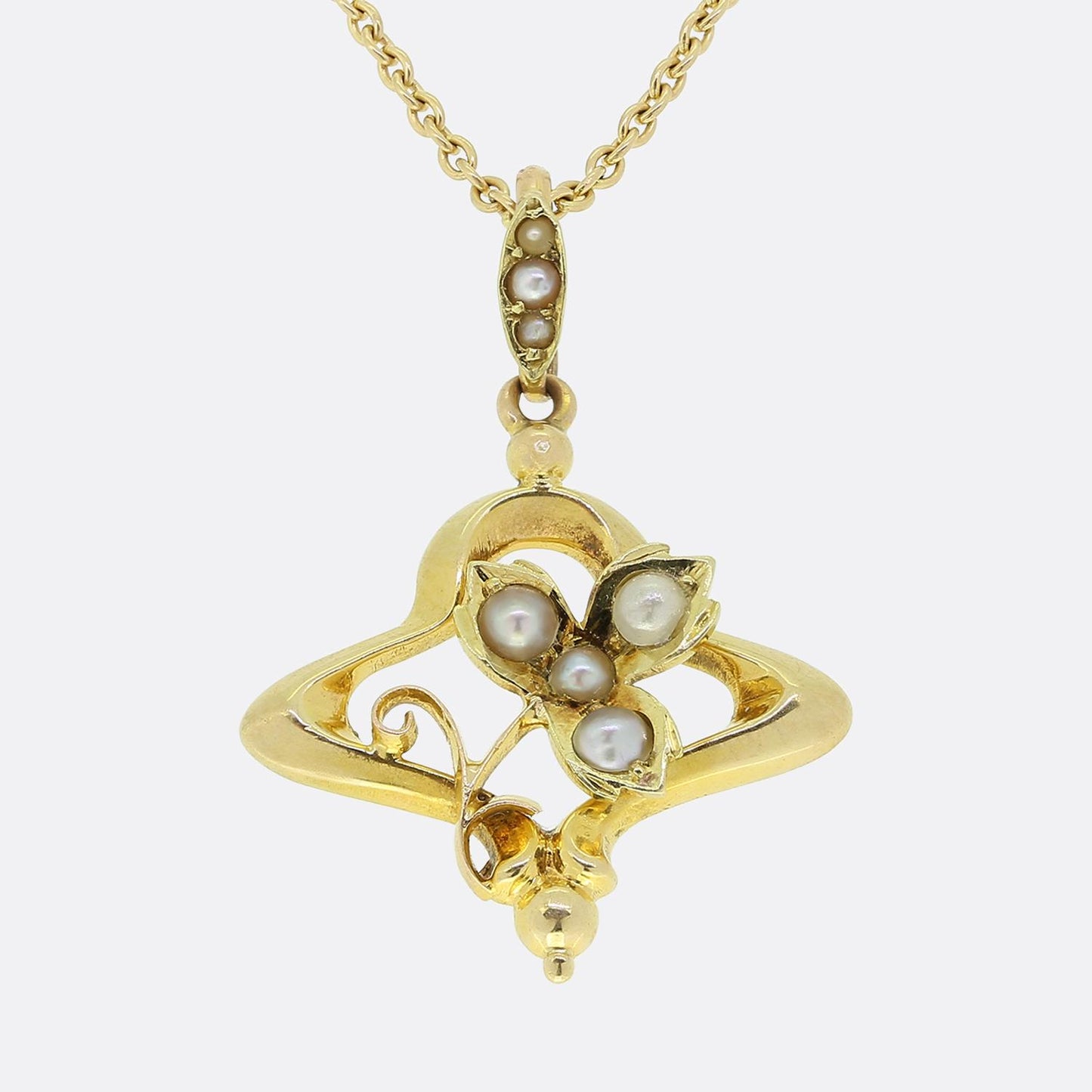 Victorian Pearl Pendant Necklace