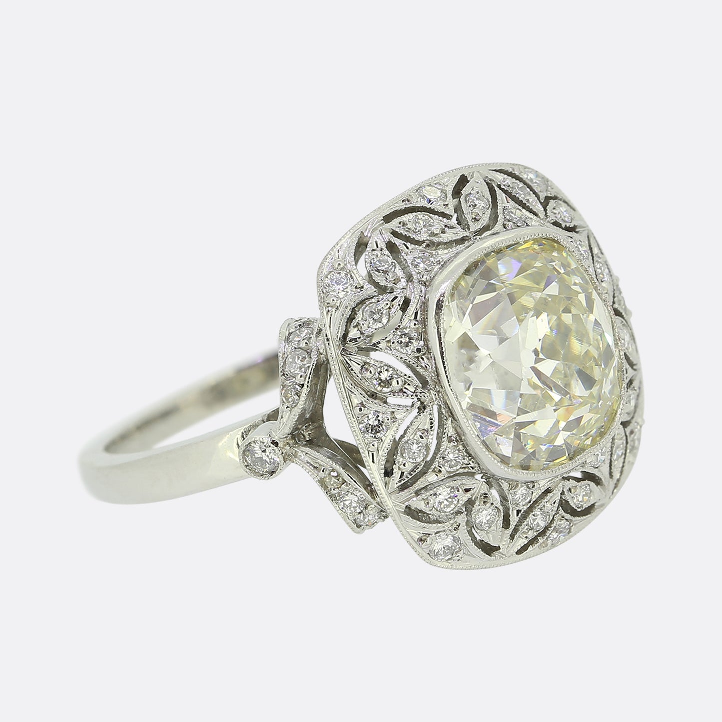 Vintage 3.12 Carat Diamond Cluster Ring