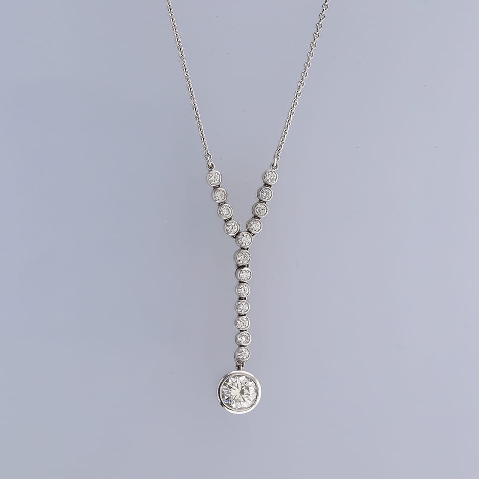 1.10 Carat Diamond Drop Pendant Necklace