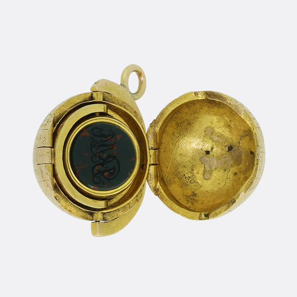 Vintage Globe Bloodstone and Agate Seal Stamp Pendant