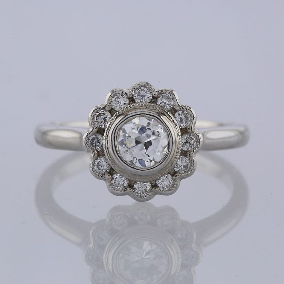 Vintage 0.41 Carat Diamond Daisy Cluster Ring